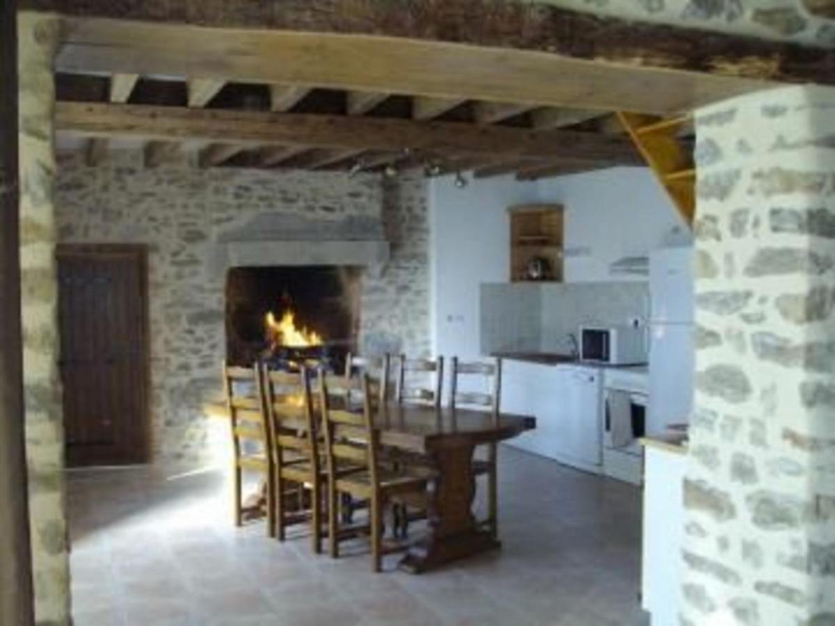 Gite De Charme Renove Avec Cheminee, Terrasse Et Proche Randonnees - Capacite 13 Pers. - Fr-1-410-179 Сен-Леонар-Де-Буа Экстерьер фото