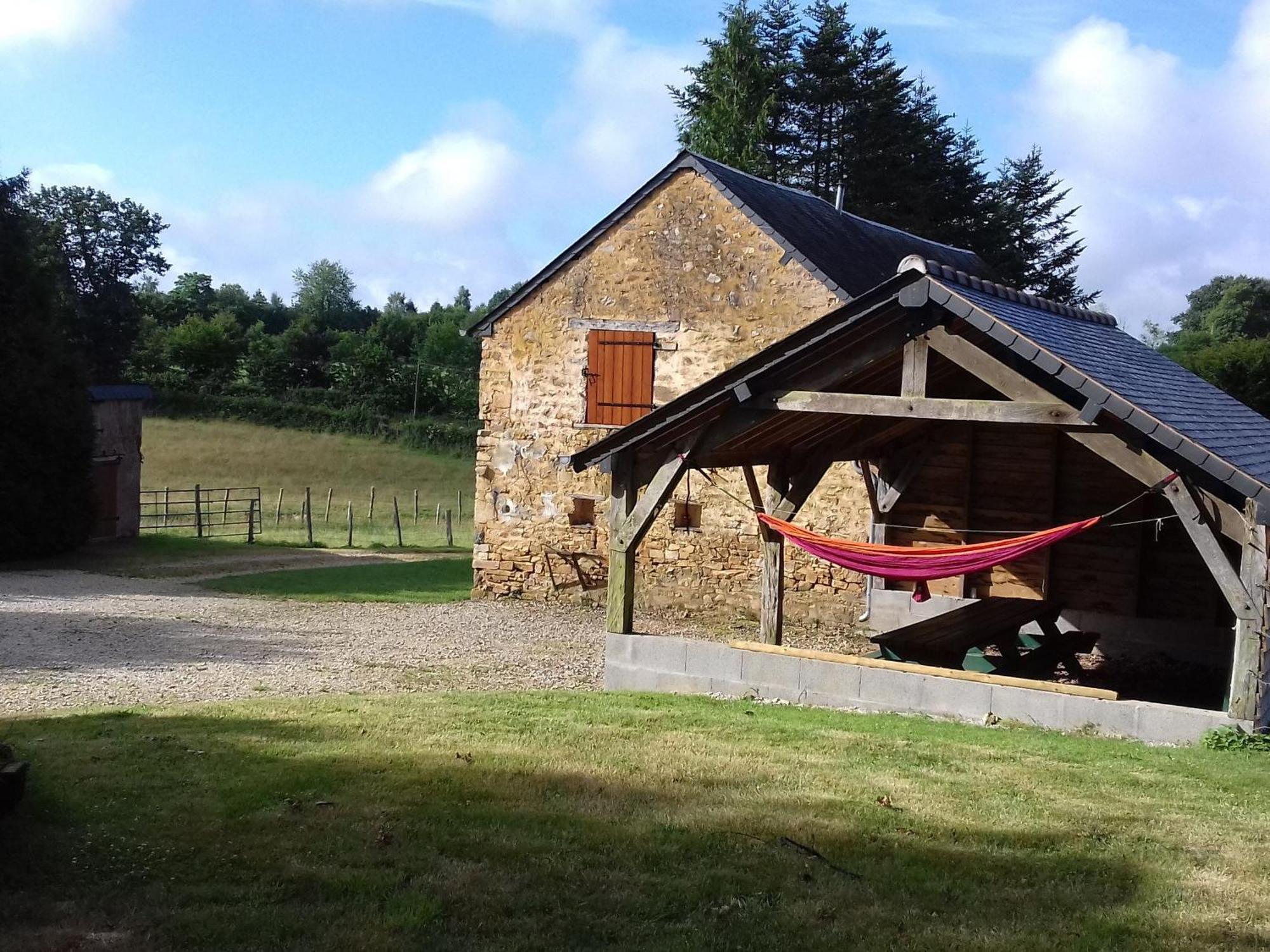 Gite De Charme Renove Avec Cheminee, Terrasse Et Proche Randonnees - Capacite 13 Pers. - Fr-1-410-179 Сен-Леонар-Де-Буа Экстерьер фото